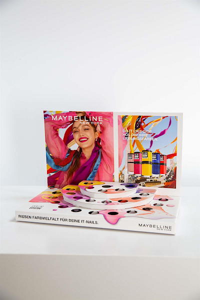 Toonbankdisplay Maybelline